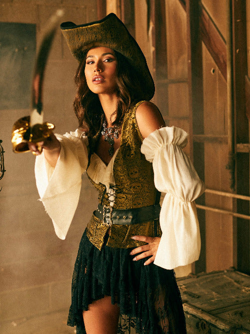 6 pc Pirate Queen Costume