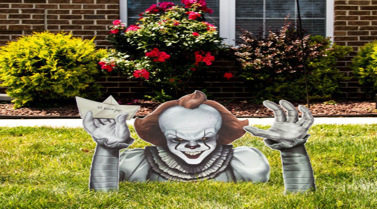 IT Movie Chapter 2 Pennywise Lawn Decoration - worldclasscostumes